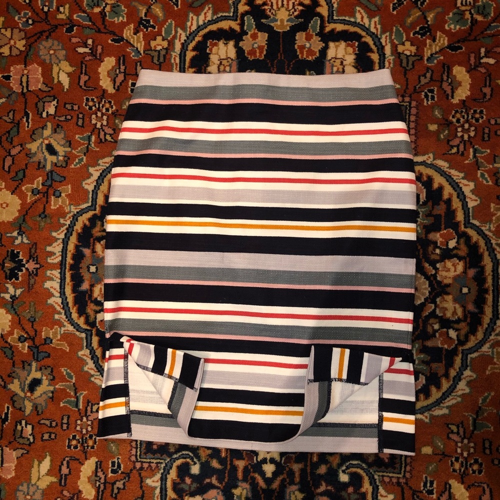 Loft Outlet Petite Pencil Skirt - Picture 6 of 10